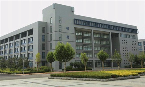 关岭民族职业技术学校计算机专业