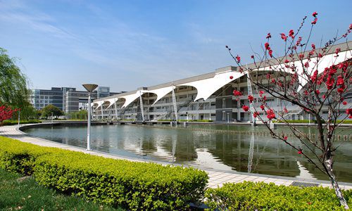 重庆渝中高级职业学校2022年学费多少