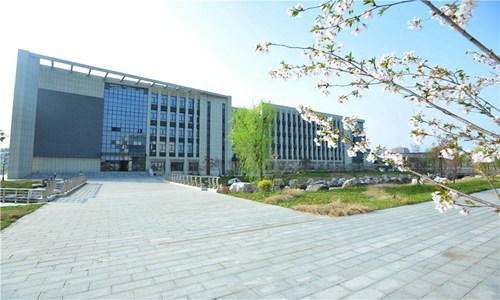 重庆建材技工学校2022年学费多少钱一年
