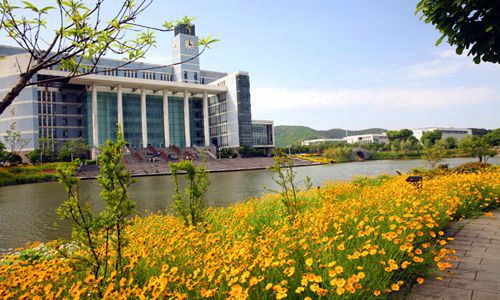 毕节医学高等专科学校护理专业好不好学