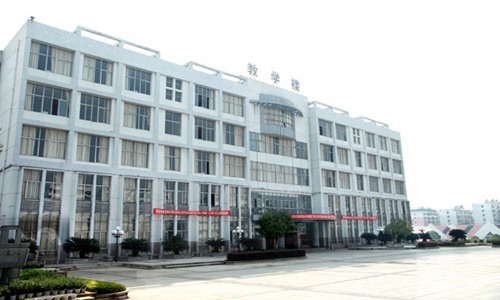 重庆市工贸高级技工学校旅游服务与管理专业介绍