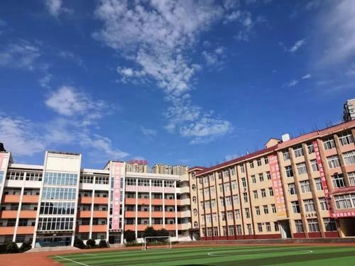 重庆市公共交通技工学校汽车运用与维修专业介绍