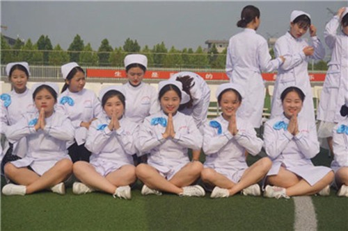 重庆卫生学校报名方式是什么?