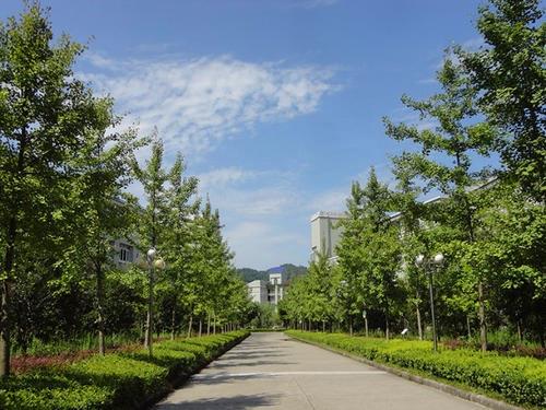 重庆开州区职业教育中心五年制大专学费详情