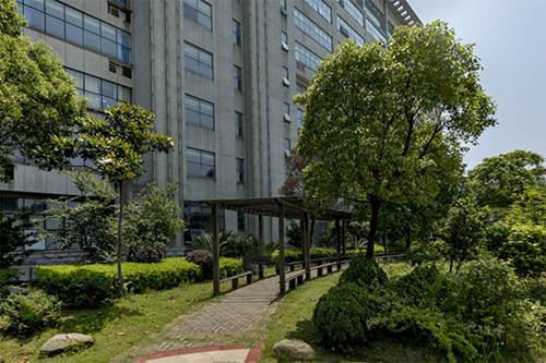 唐山科技中等专业学校2022年报名一年多少学费