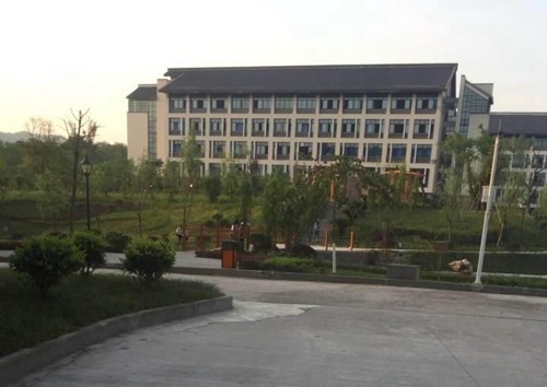 唐山体育运动学校地址是哪里怎么去学校