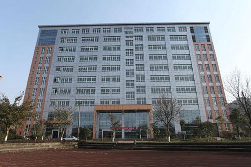 邢台财贸学校2022年报名一年多少学费