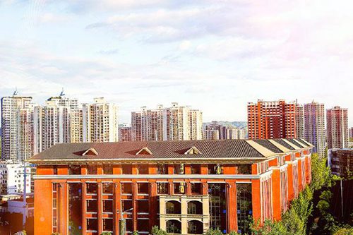 重庆市九龙坡职业教育中心服装设计与工艺专业介绍