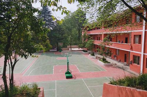 重庆工业管理职业学校汽车制造与检修专业介绍