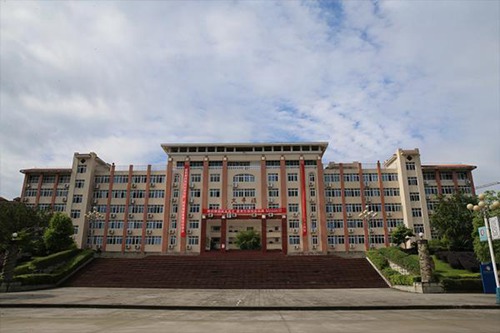 重庆市石柱土家族自治县职业教育中心休闲体育服务与管理专业介绍