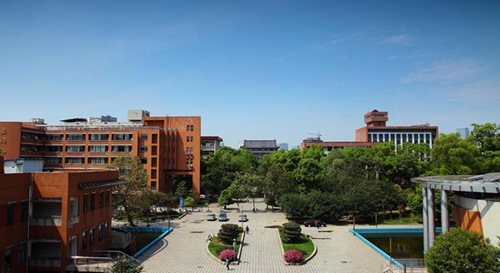 重庆市梁平职业教育中心美发与形象设计专业介绍