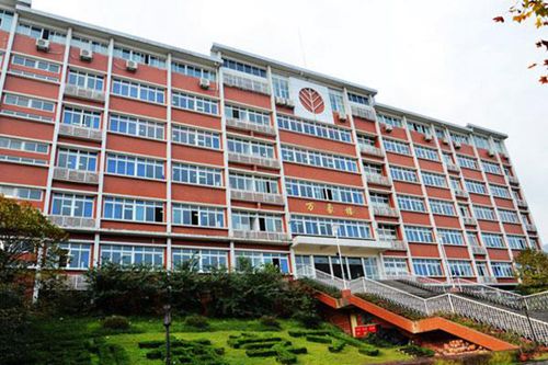 重庆两江新区职教中心护理专业介绍