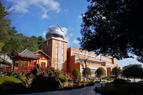 重庆市垫江县第一职业中学校服装设计与工艺专业介绍