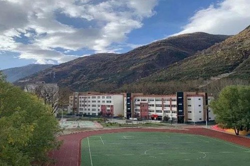 重庆市巫山县职业教育中心电子与信息技术专业介绍