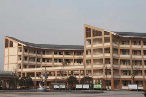 重庆市商务高级技工学校烘焙专业介绍