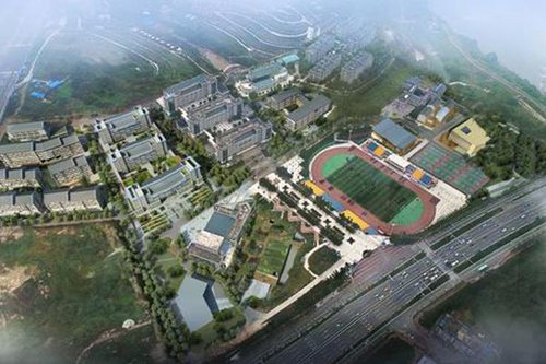 重庆市涪陵创新计算机学校航空服务专业介绍