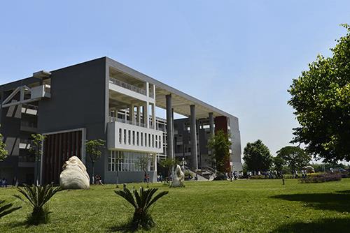 2022年南昌工学院汽车服务工程专业招生