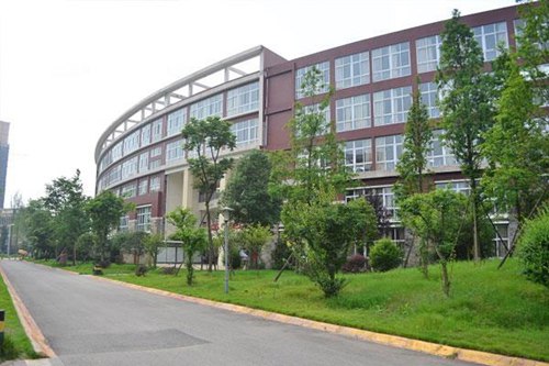 重庆市黔江区民族职业教育中心高星级饭店运营与管理专业介绍