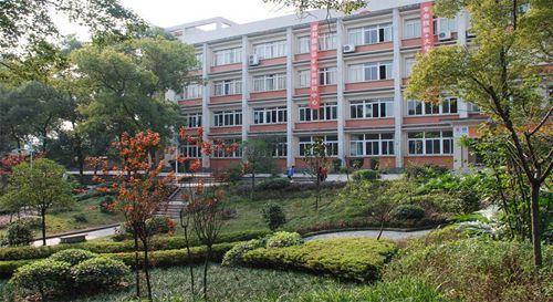 重庆医药卫生学校医学检验技术专业介绍