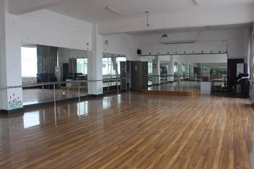 云南曲靖应用职业学校地址