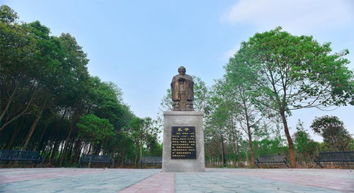 重庆市渝东技工学校护理(养老护理员)不能报考护士执业资格证专业介绍