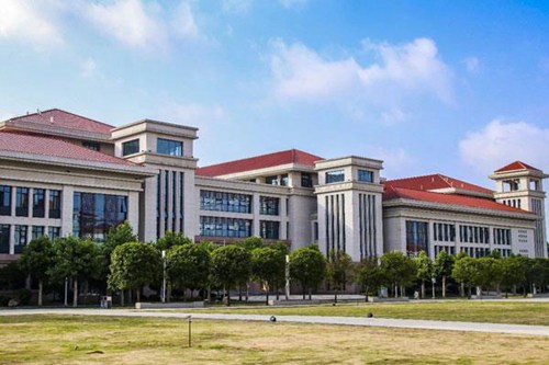 玉溪农业职业技术学院2022招生简章(招生专业及计划和学费)(招生计划、招生简章)