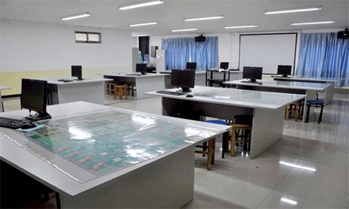 职业技术学校开设哪些专业------开云kaiyun(中国)商务学校2021年招生专业介绍