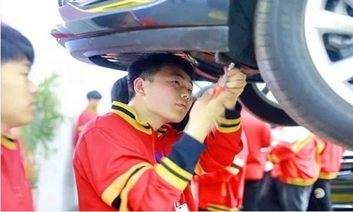 初中生分流怎样选择职高学校_学什么技术好