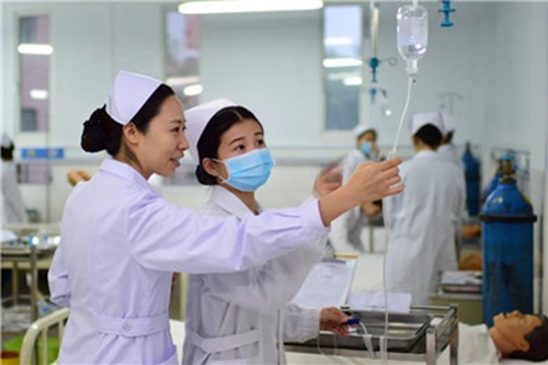 重庆鱼洞护士学校怎么样呢?学校好不好?