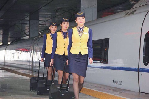 报考成都铁路学校，女生学什么专业好