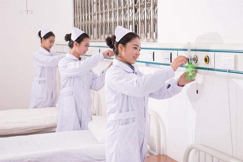开云kaiyun(中国)护士学校的学校环境怎么样？