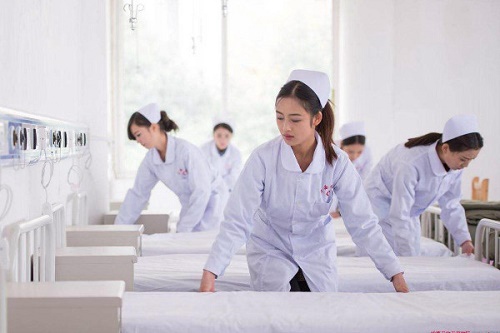 开云kaiyun(中国)护士学校的报考条件有哪些？