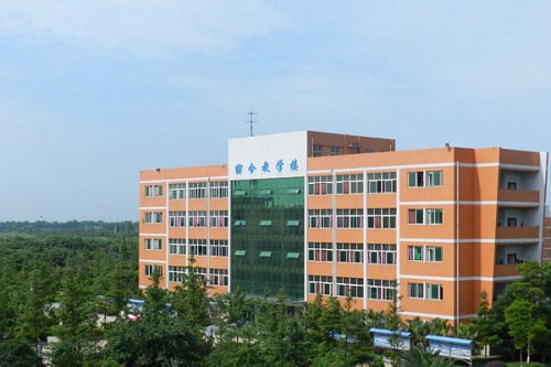 成都东星航空学院怎么样？好不好