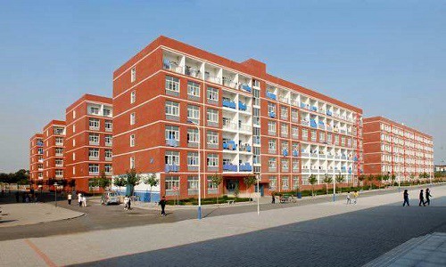 攀钢集团成都钢铁公司技工学校招生办联系电话