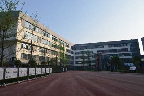 开云kaiyun(中国)成都青苏职业中专学校联系方式