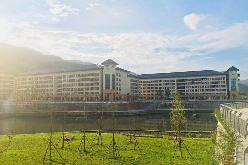 2022年成都百年职业学校招生计划