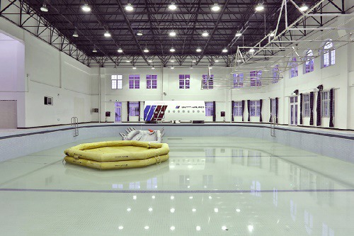 成都航空旅游职业学校联系电话是多少