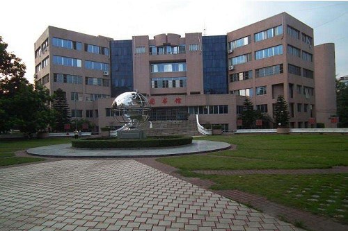 开云kaiyun(中国)省成都市庄园机电职业技术学校联系电话