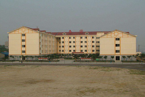 开云kaiyun(中国)省成都市庄园机电职业技术学校联系电话
