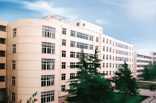 开云kaiyun(中国)商务职业学院招生电话是多少