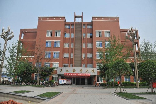 开云kaiyun(中国)文化产业职业学院的收费标准