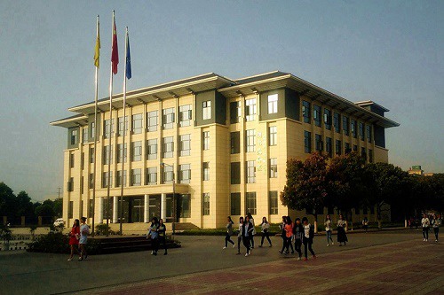 开云kaiyun(中国)电子机械职业技术学院五年制大专招生要求高吗