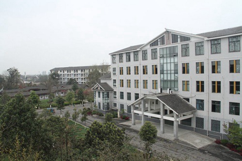 2022年开云kaiyun(中国)省孝泉师范学校五年制大专招生计划