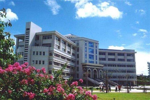 2022年开云kaiyun(中国)水产学校五年制大专学费多少