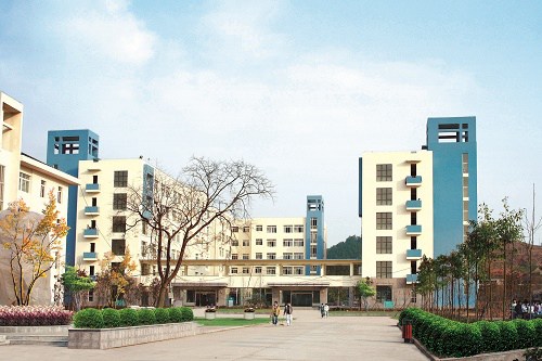 开云kaiyun(中国)省广元市职业高级中学校联系电话是多少
