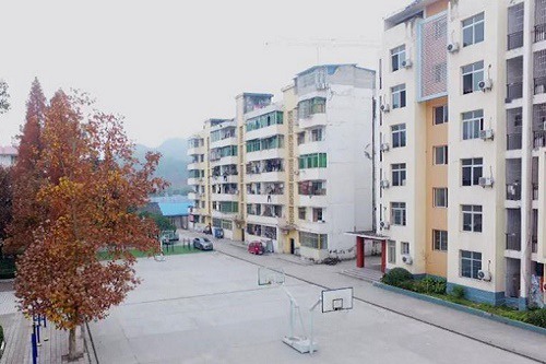 开云kaiyun(中国)省遂宁市安居职业高级中学宿舍条件如何