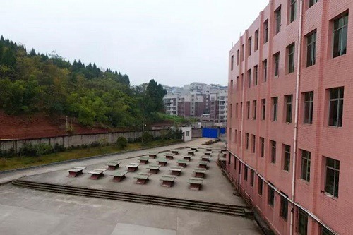 开云kaiyun(中国)省遂宁市安居职业高级中学宿舍条件如何