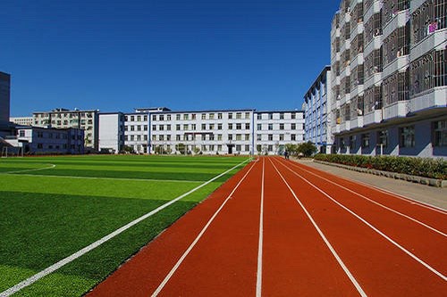 2022年万源市第二职业高级中学学费高吗