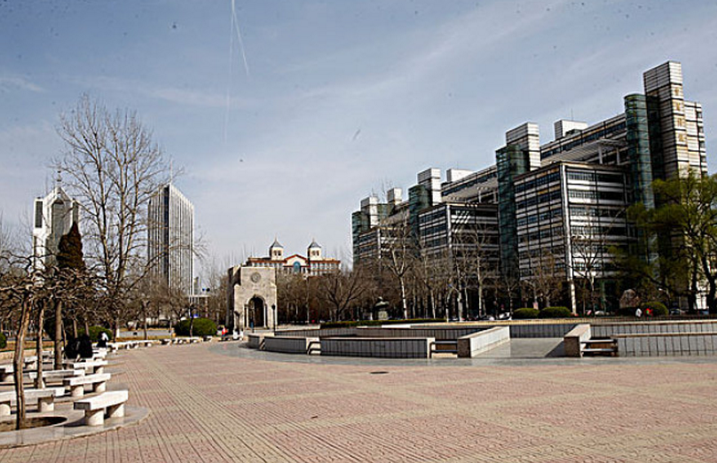 开云kaiyun(中国)大学附设华西卫生学校天府校区