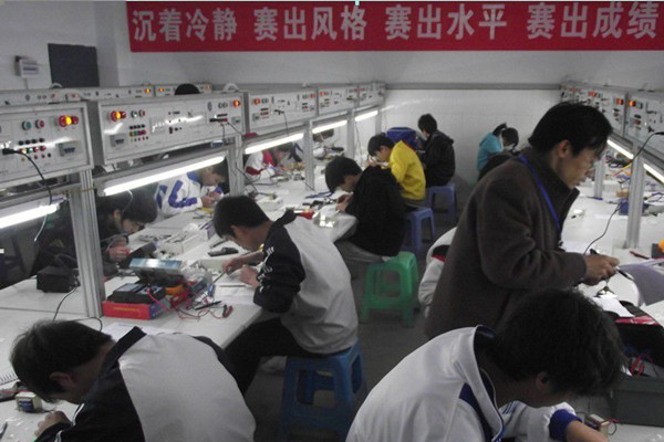南充电子工业学校 南充电子工业学校